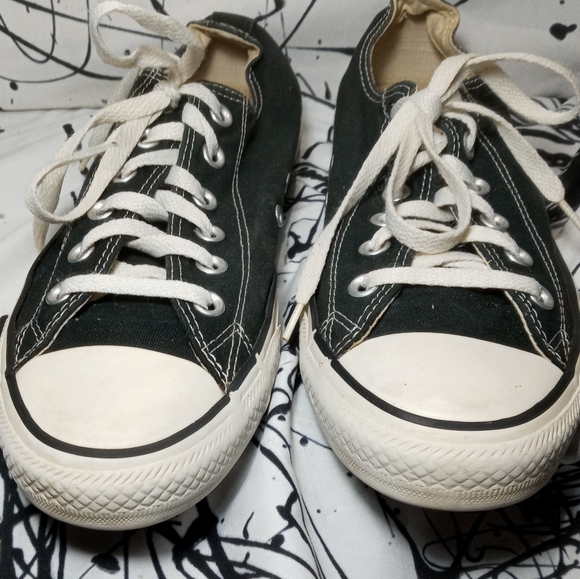 Converse Other - MENS SIZE 8 BLACK CONVERSES